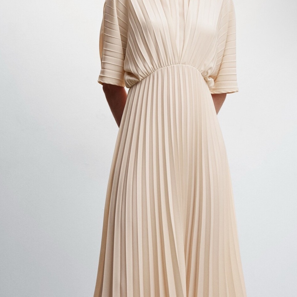 Mango Cream Pleated Maxi Dress - Picture 3 of 6